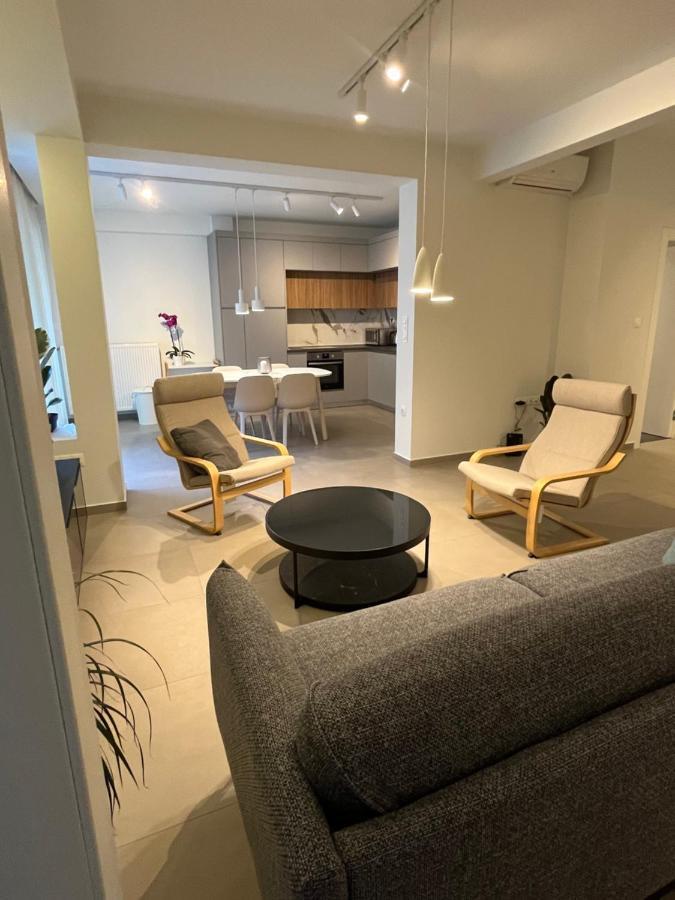 Fofi'S City Center Apartment كافالا المظهر الخارجي الصورة