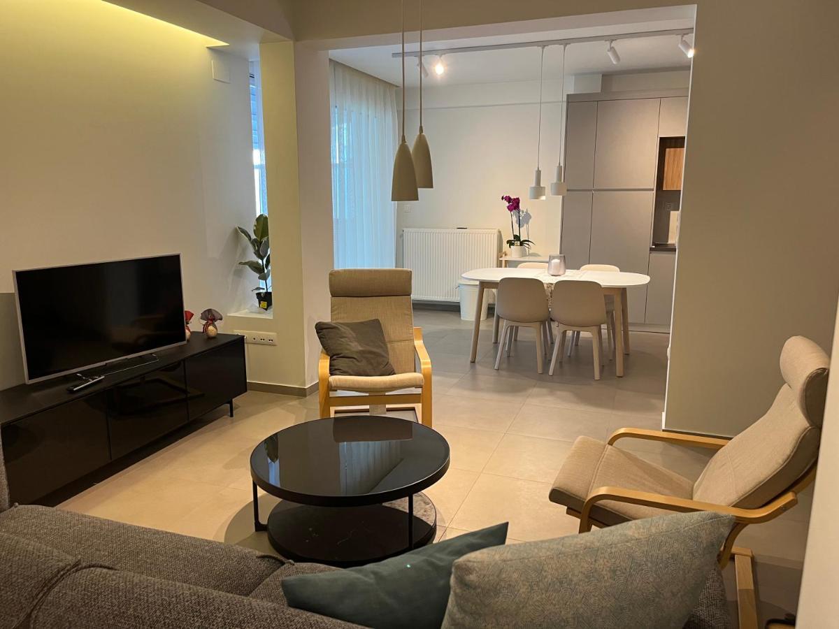 Fofi'S City Center Apartment كافالا المظهر الخارجي الصورة