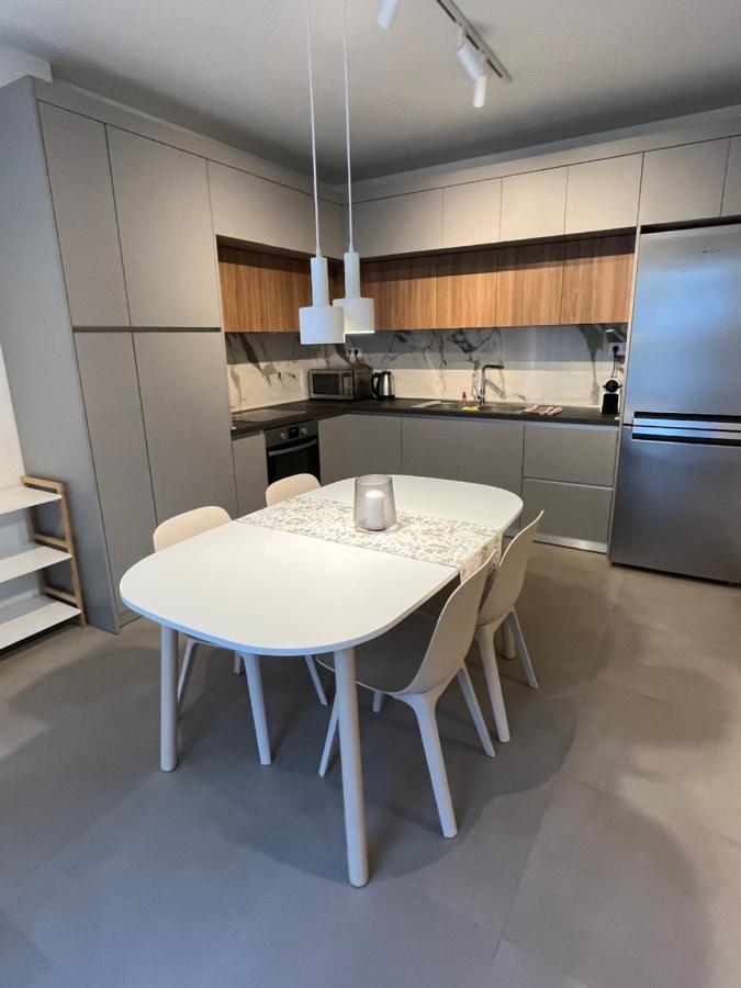 Fofi'S City Center Apartment كافالا المظهر الخارجي الصورة